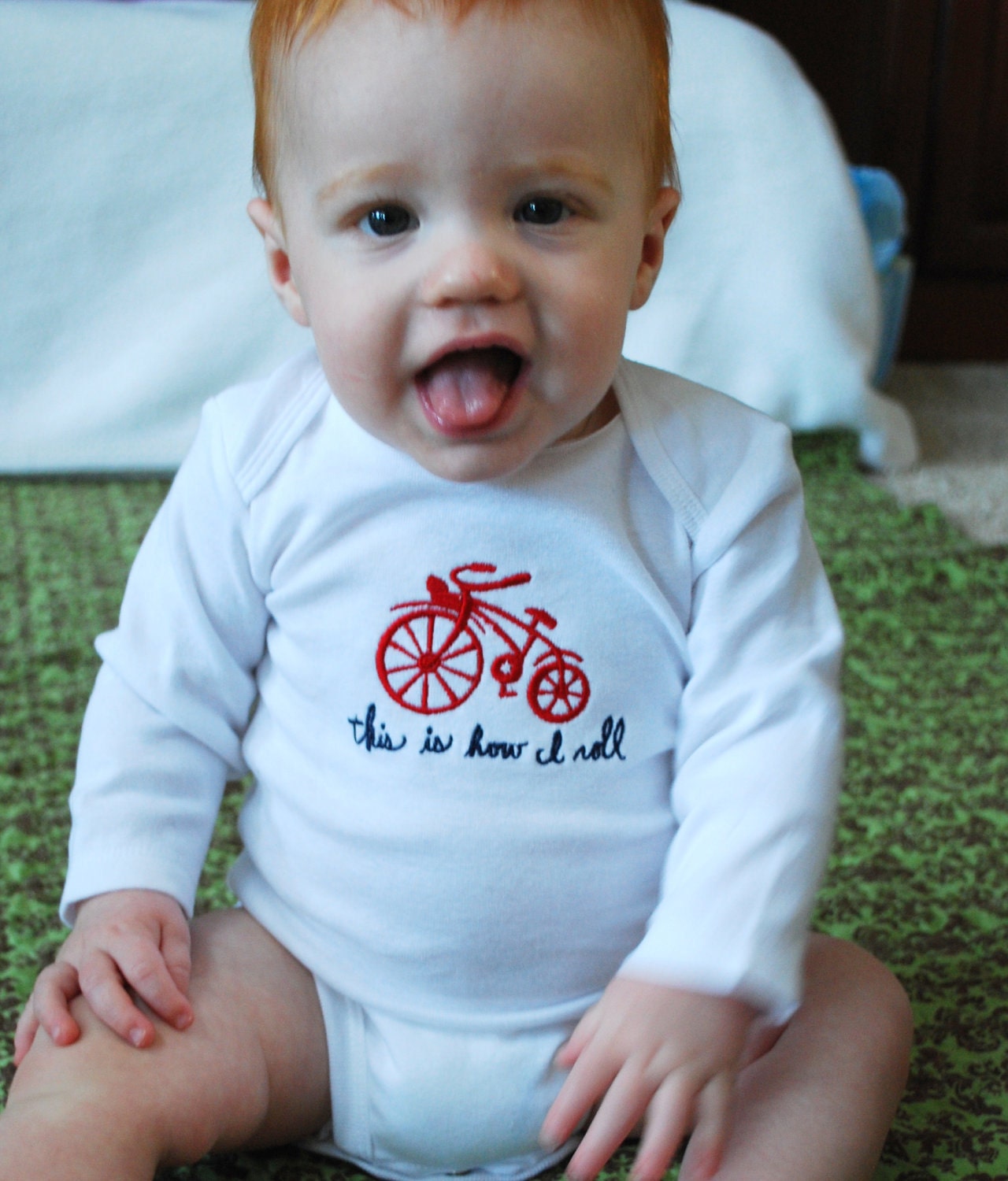 Bicycle baby bodysuit/onesie embroidered 'this is how i roll'