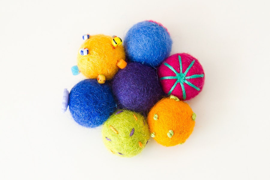 Flower brooch - Neon brooch - Spring Flower - Felt flower brooch - Colorful flower pin