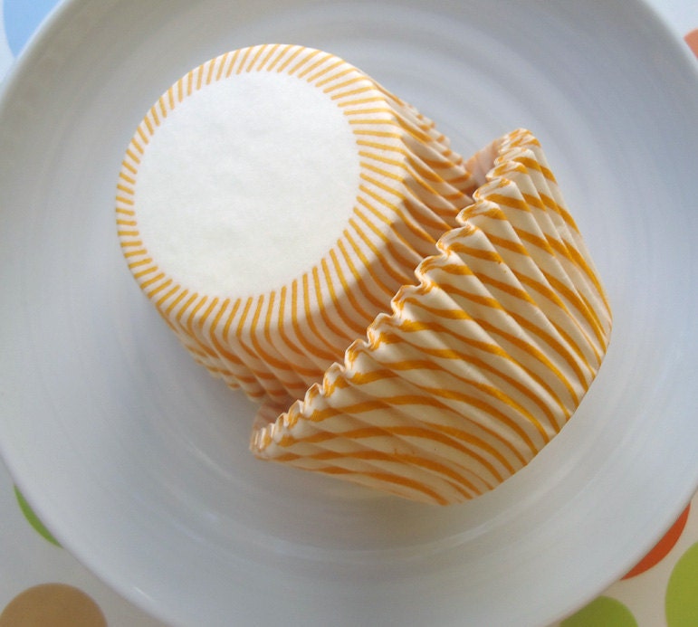 Yellow Striped Cupcake Liners - Baking Cups (50)