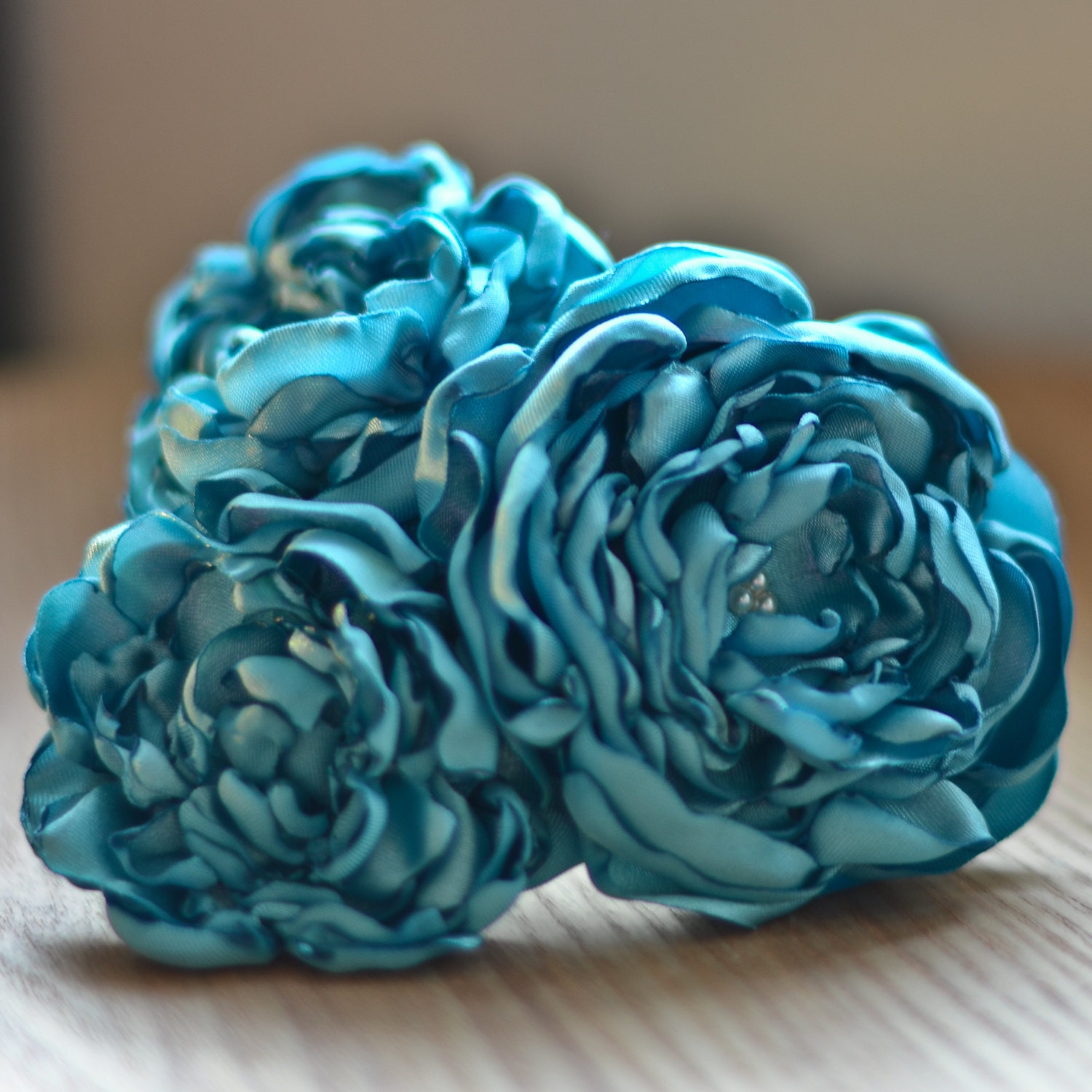 SPRING SALE...Turquoise blue satin wedding or party flower brooch / hair clip. Product code BR003.
