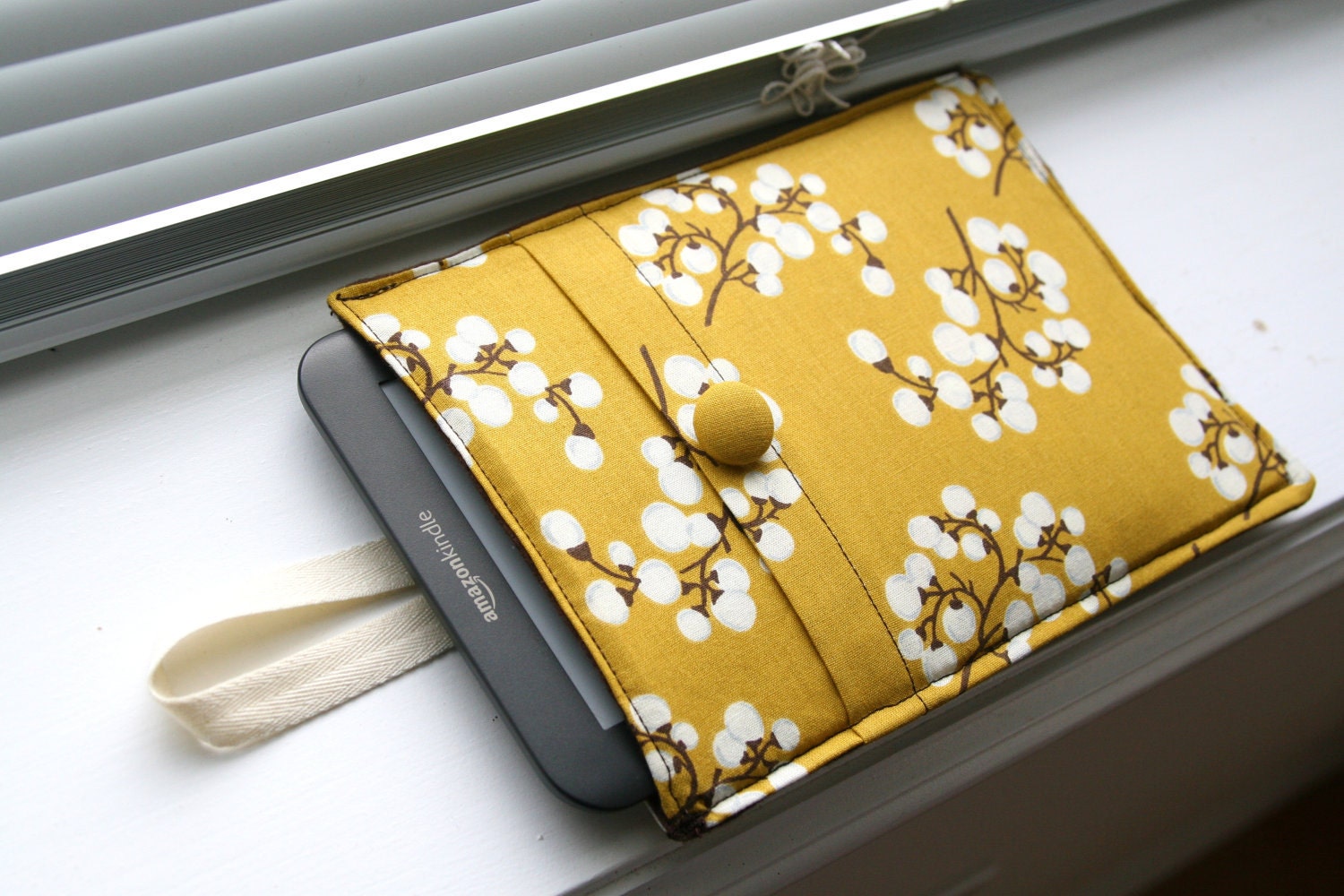 Kindle Case / Kindle Cover / Kindle Sleeve / Kindle Fire / Kindle Touch / Kindle Paperwhite - Cotton Flower