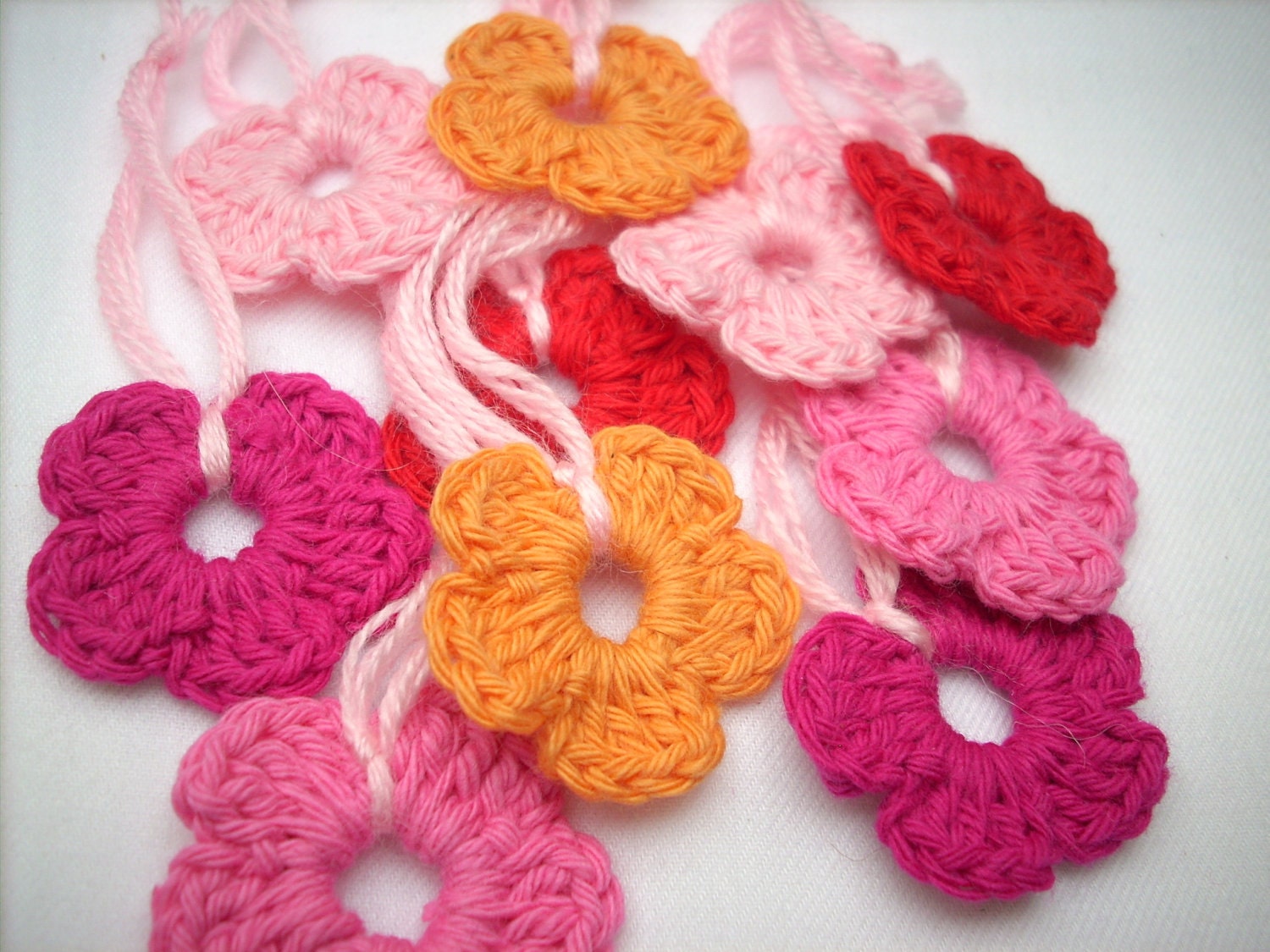 Crocheted flowers 10 pieces with hangingloop girly shades
