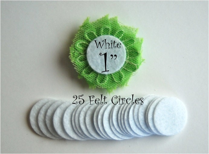 NEW - 25 White Felt Circles - 1"