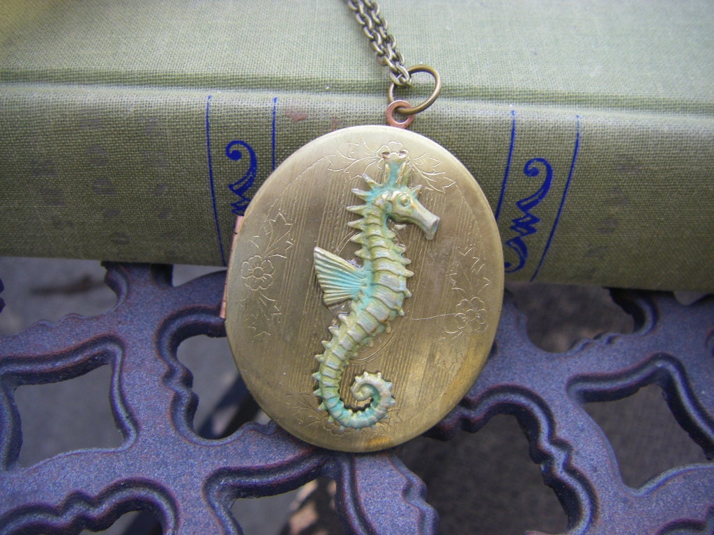 Vintage Seahorse Locket large nautical sea ocean theme necklace