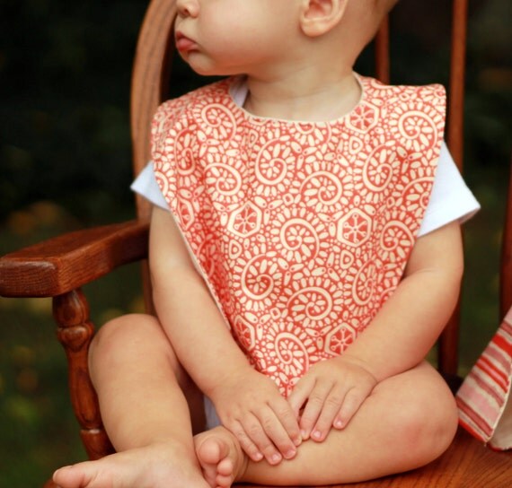 baby bib and burp cloth set.   peach and pink.  baby girl