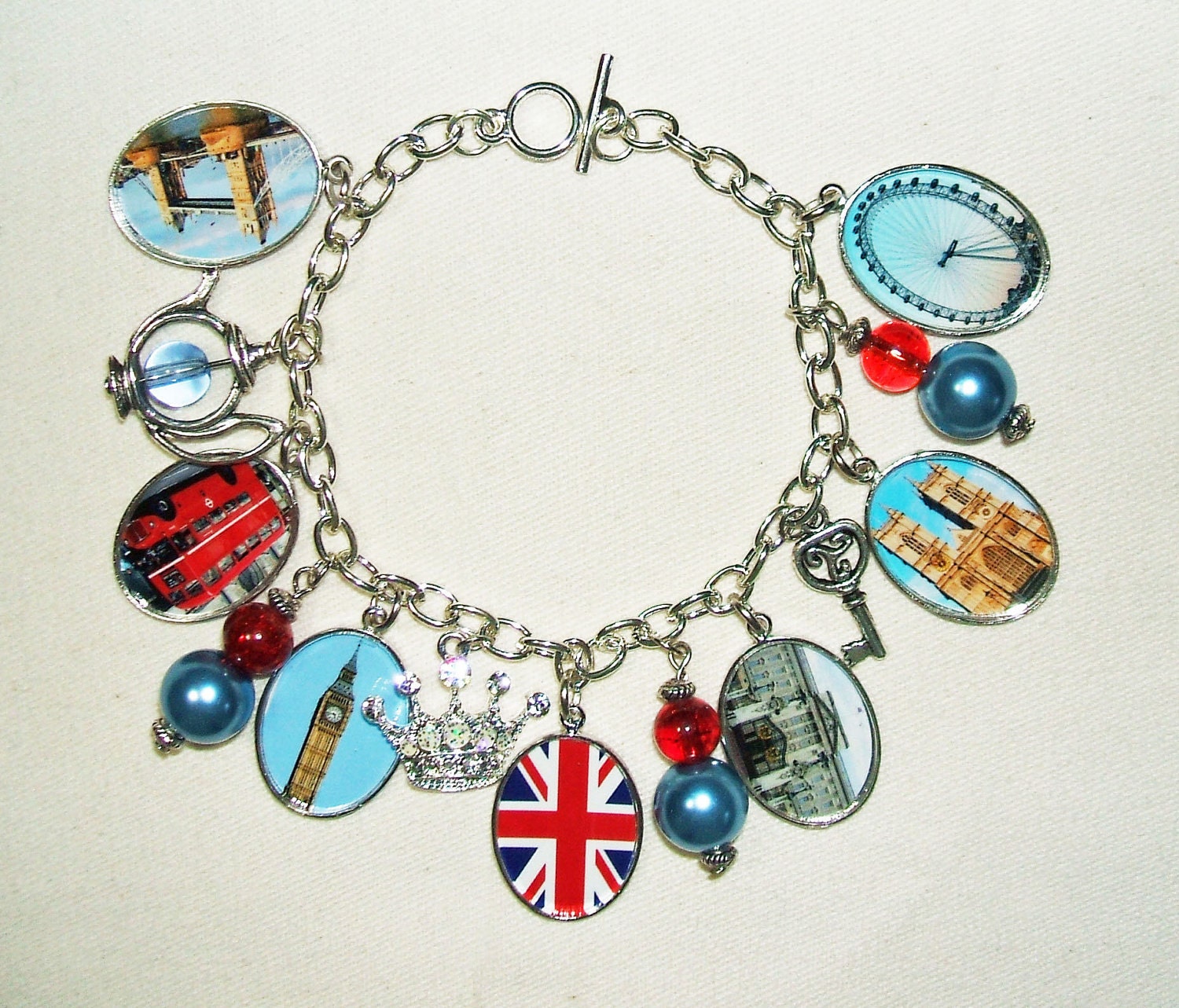 London ENGLAND Charm Bracelet UK United Kingdom TRAVEL Big Ben Buckingham Place London Bridge
