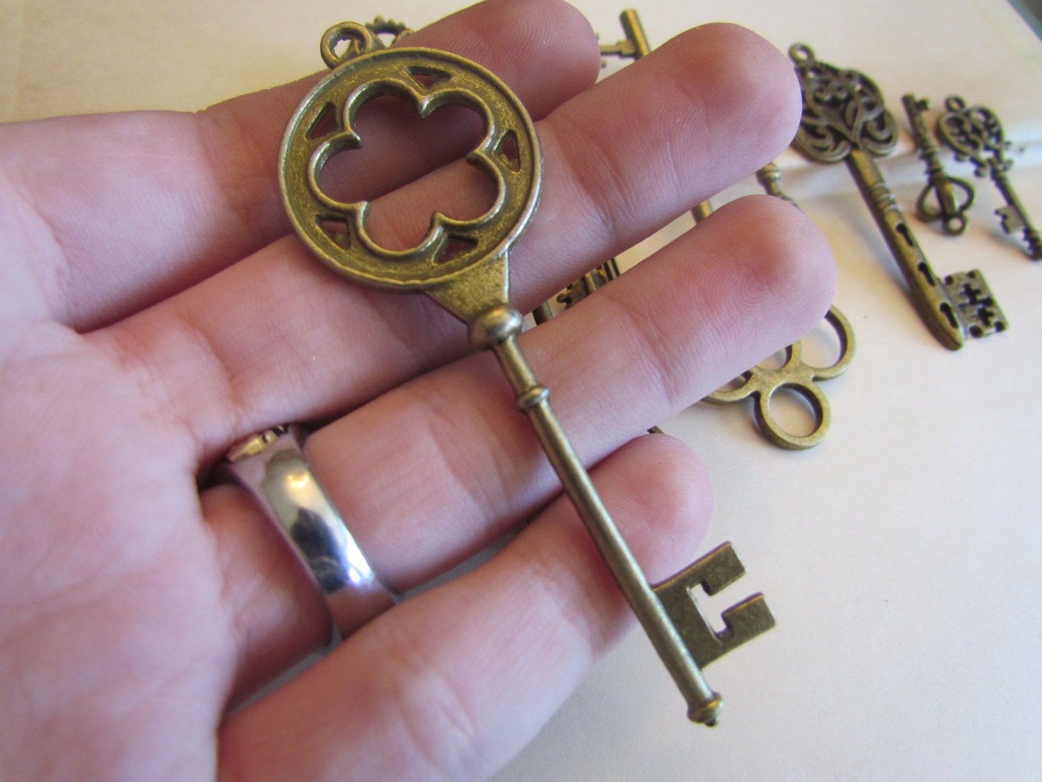 Antique Bronze Keys Charms Assorted 13-69 mm 6pcs - Ships IMMEDIATELY from California - BC175