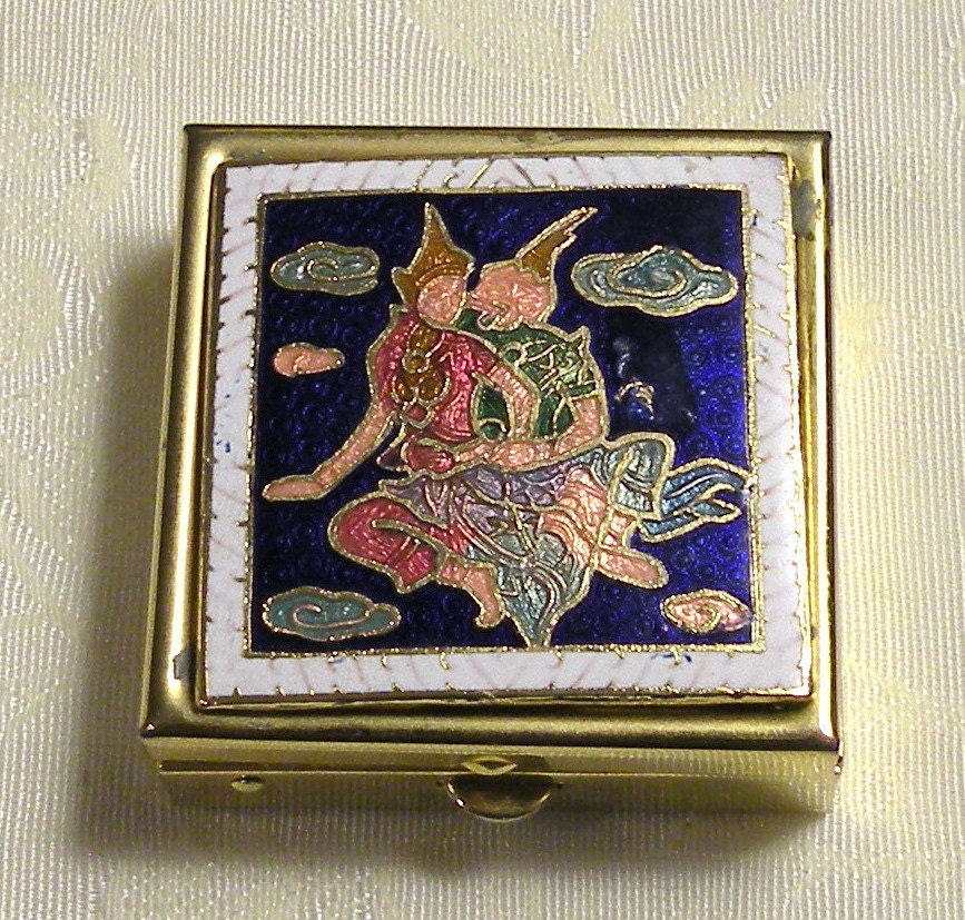 Vintage CLOISONNE Enamel Pill Box Asian Couple