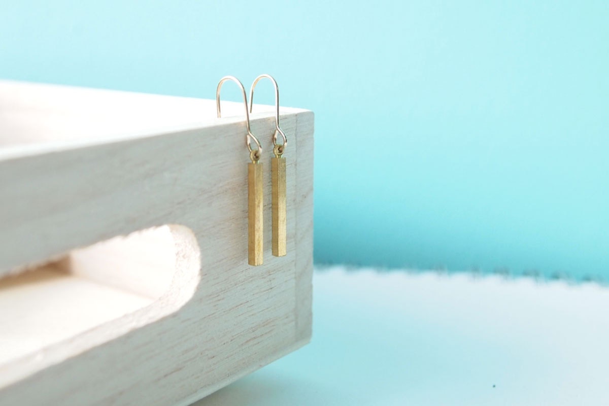Everyday Earrings : Single Brass Bar Drop
