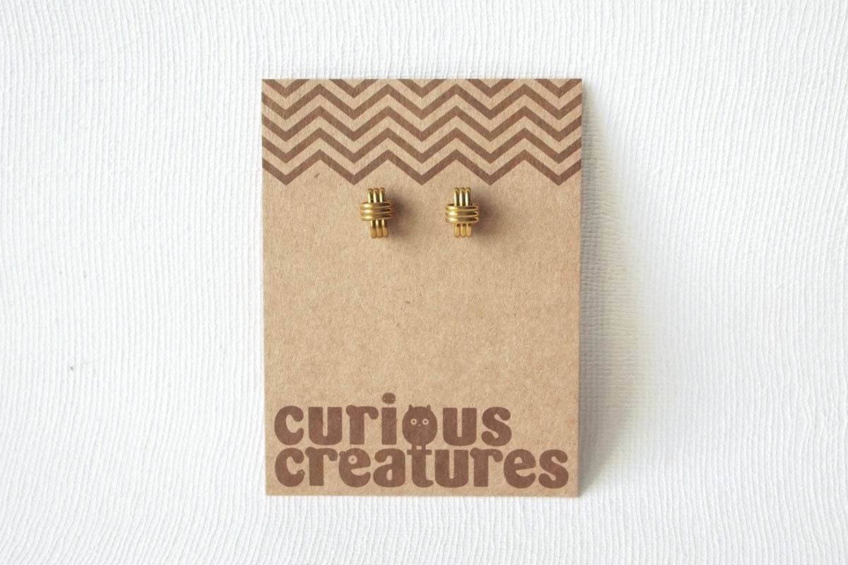 Everyday Earrings : Simple Knot Stud Earrings