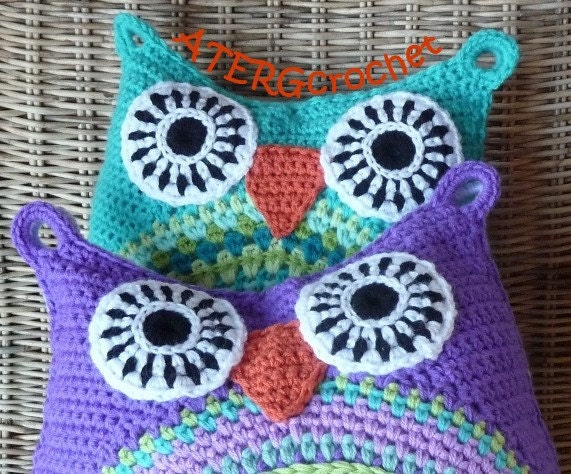 Crochet pattern owl cushion by ATERGcrochet in two sizes