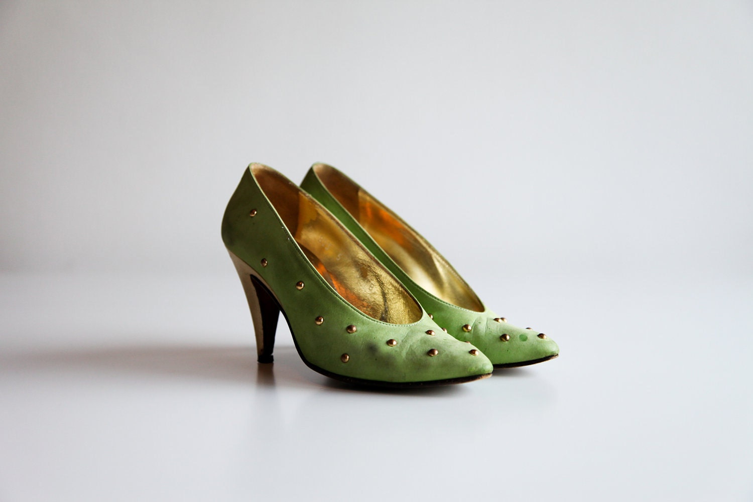 Vintage ESCADA Lime Green Suede Studded Heels Size 5