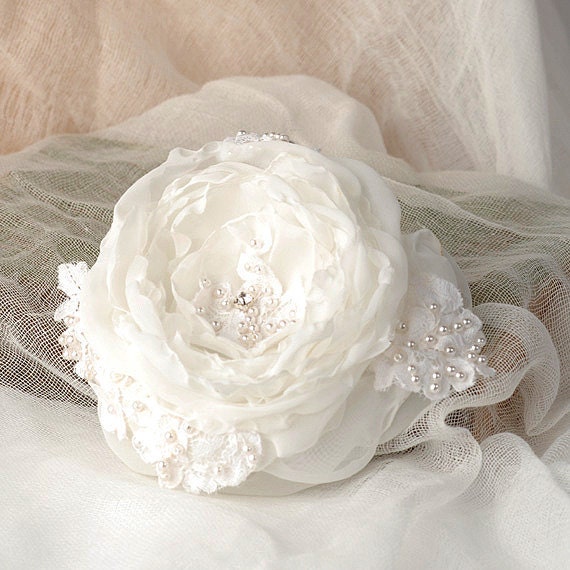 Bridal Flower Hair Accessory, Ivory Wedding Fascinator, Wedding Hair Accessory, Flower Fascinator Headpiece, Pearls Rhinestone VelvetTeacup