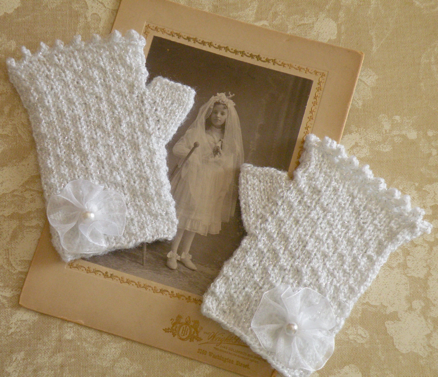 Girls White Gloves for First Communion, Bridal, Easter, Parties and Pageants