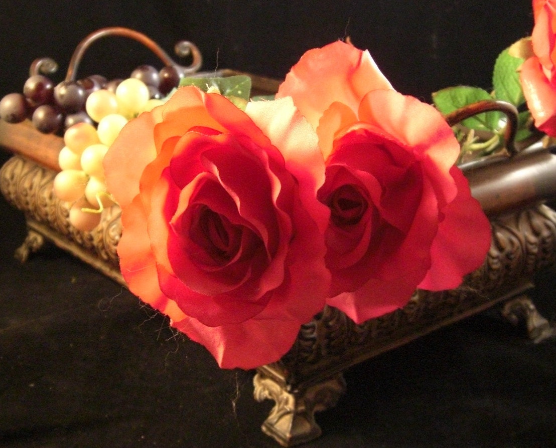 Vintage Tin Wedding Card Basket / Planter  / Chippy Farmhouse Cottage Decor