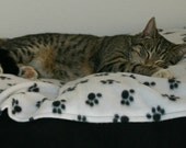 SALE - Pawprint Pet Bed Cover for Dog or Cat - Machine Washable - FREE Shipping Fleece Burrow Snuggle Bella Pet Beds Cover - bellapetbeds