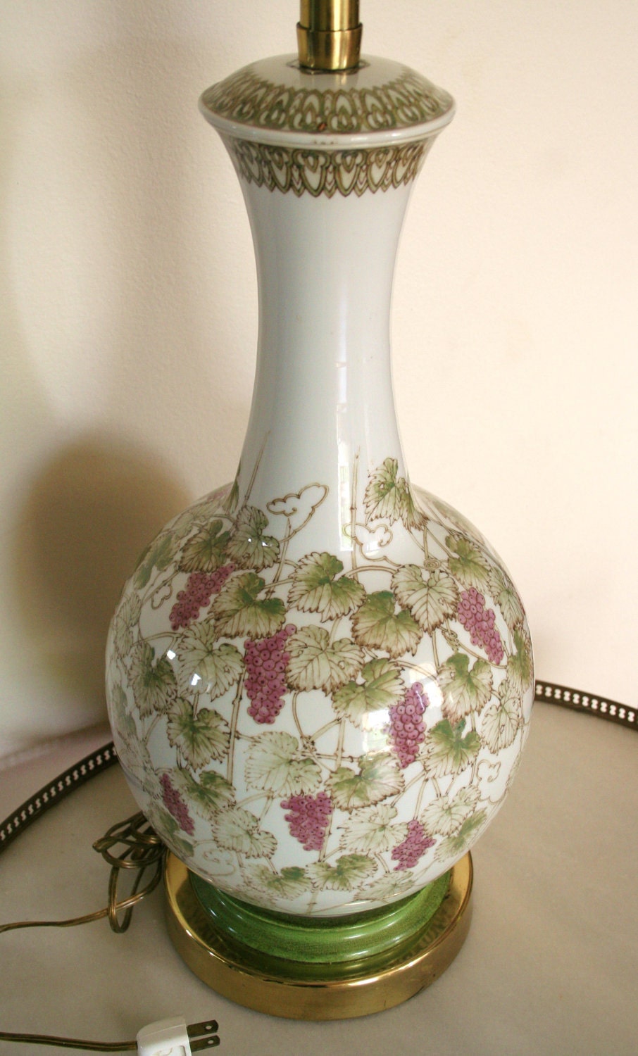 Handpainted Grapevine Italian Pottery Ceramic Marbro Lamp