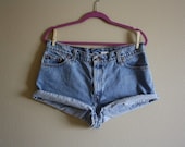 Vintage LEVI'S 511 Slim Fit 1990s Grunge Denim Short Shorts Sz. S/M/L