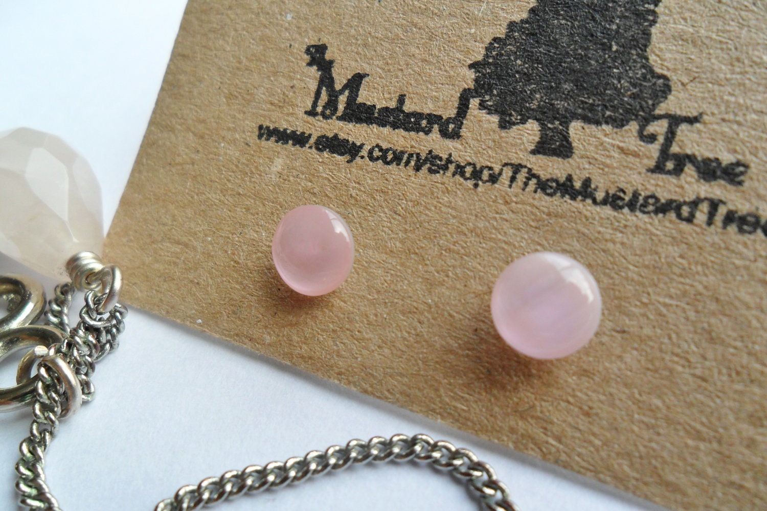 Pink mother or pearl small stud earrings