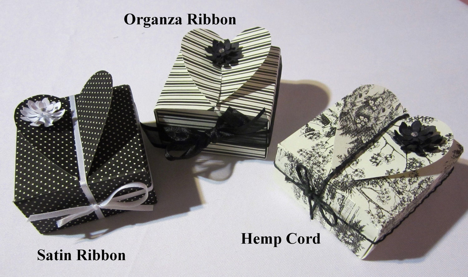 HEART Favor box in black and white- with co-ordinating flowers -Bachelorette Party, Bridal Shower, Wedding Reception - Set of 12
