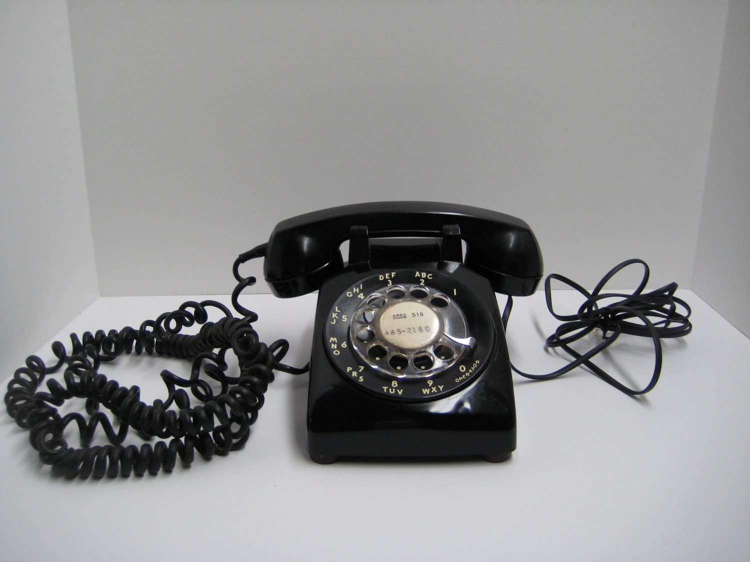 Vintage 1970s Black Rotary Telephone 500 DM