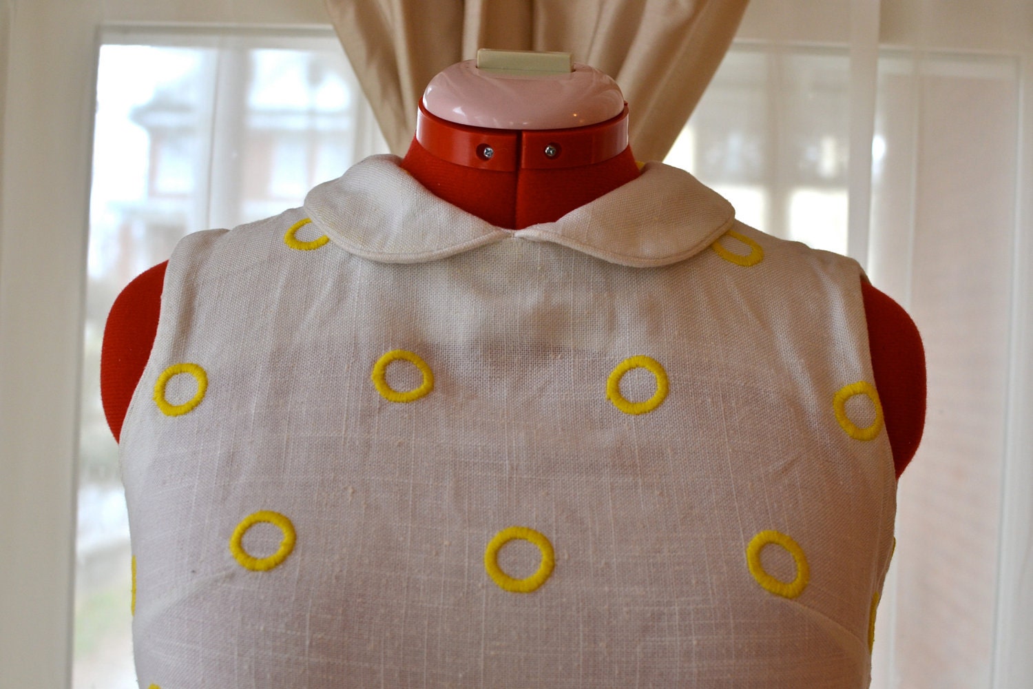 Vintage White and Yellow Polka Dot Peter Pan Collar Linen Dress / 1970s Dress