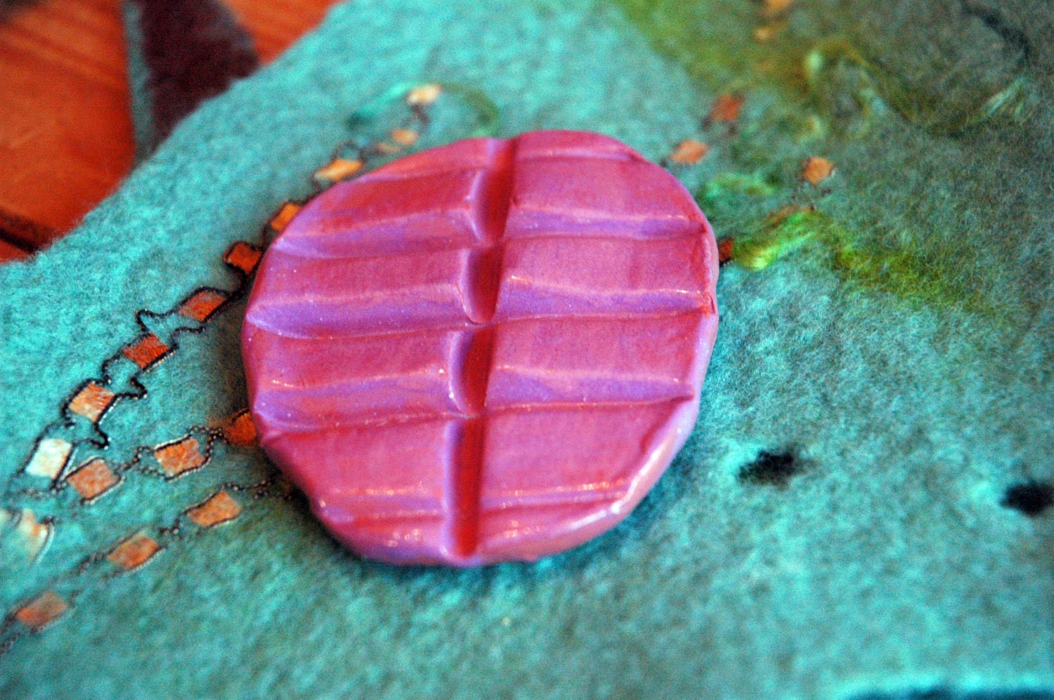Ceramic felting stone