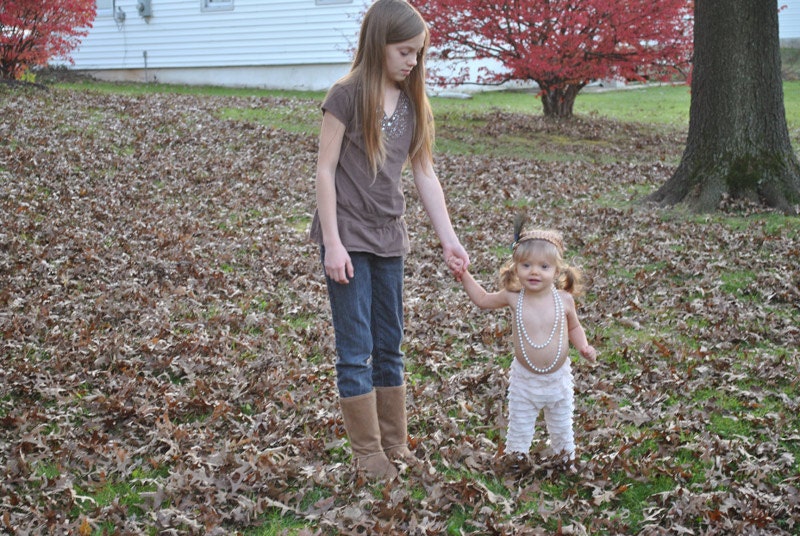 White size 10 girls ruffled capri leggings. Special listing for sarah smith