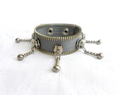 zipper bracelet, zipper design - unique and eccentric, gray ,  YKK zipper ,eco friendly, recycled jewelry - ZipperDesign