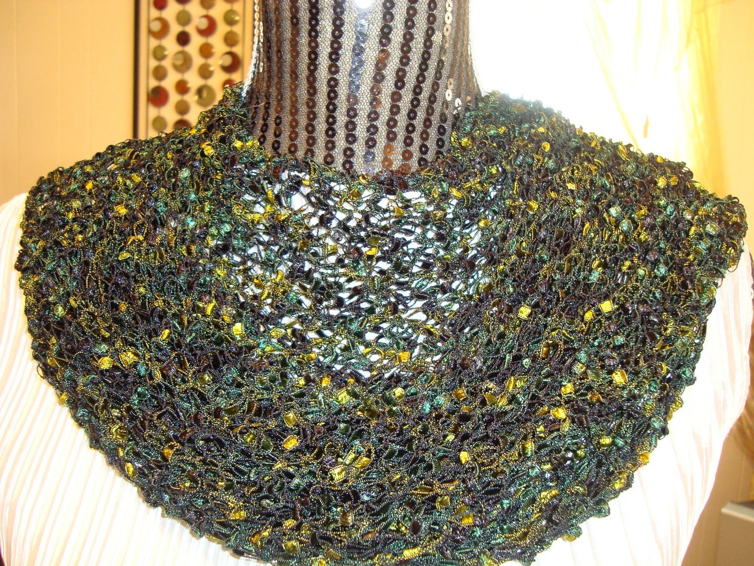 Green Scarf.Knit.Spring/Summer.Light.Woman.Ribbon.Yarn.Ladder.Stained  Glass.Dressy. All  year around. Fringed.