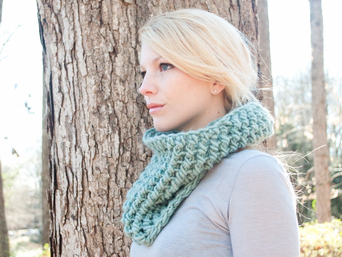 The Chunky Cowl Neckwarmer  Scarf - Aquamarine - Wool Blend