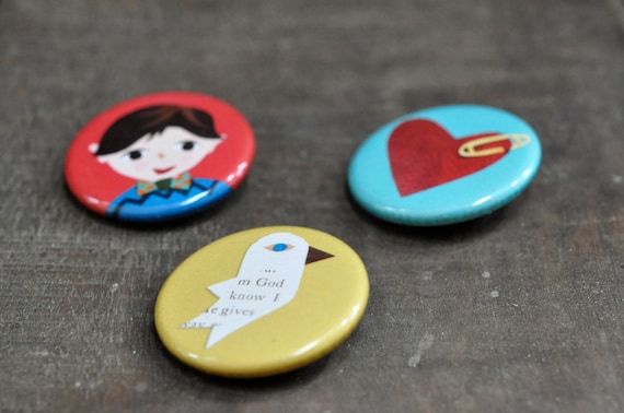 The Gift pin set