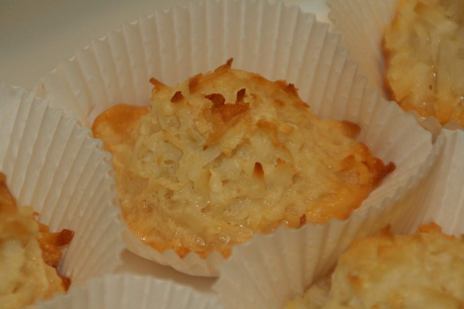 Yummy Homemade Coconut Macaroons