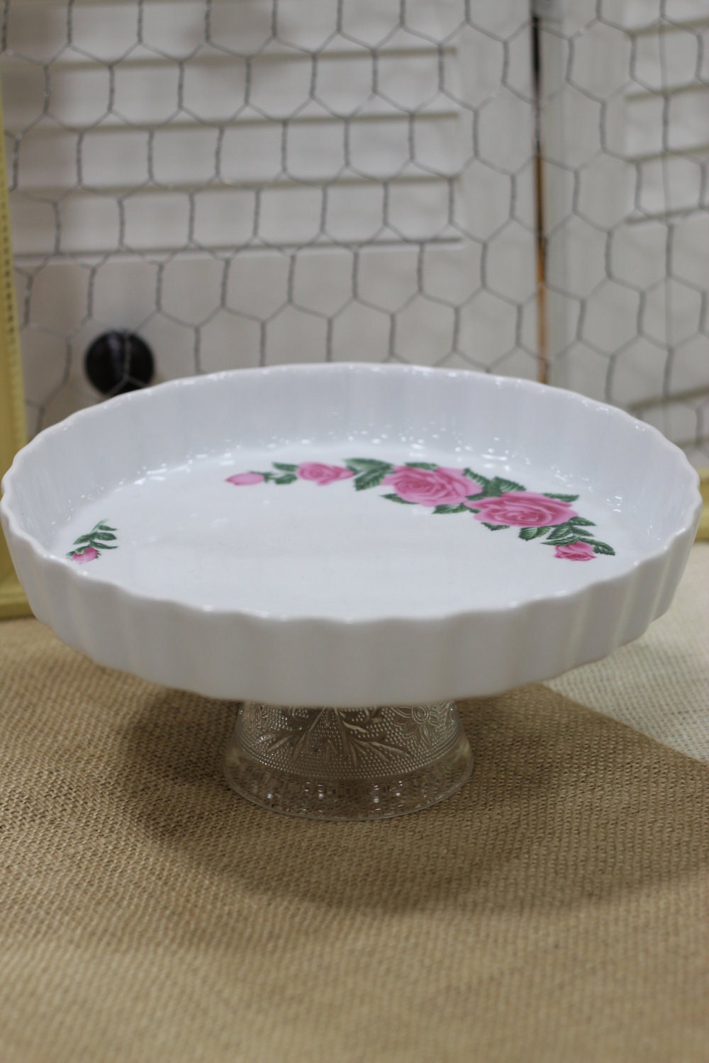 Rose Pie Dish Treat Stand/Cake Stand/Cupcake Stand/Dessert Stand/Cake Pedestal/Wedding Decor