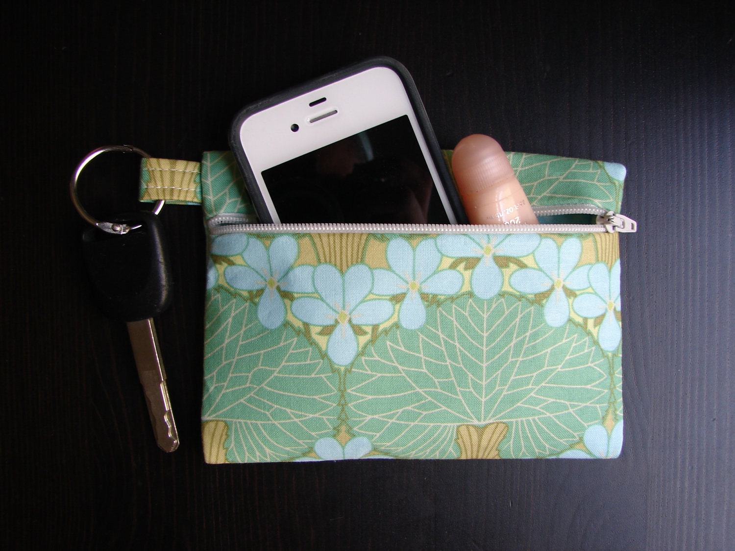 Keychain wallet in Nouveau Trees