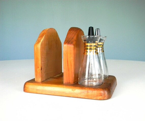 Vintage Pyrex Salt and Pepper Shaker Napkin Holder Set Mid-Century