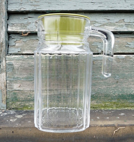 Vintage Clear Ribbed Glass Refrigerator Pitcher by robinsnestblue