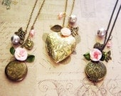 Precious keepsakes - a vintage wedding locket necklace gift set - FREE SHIPPING