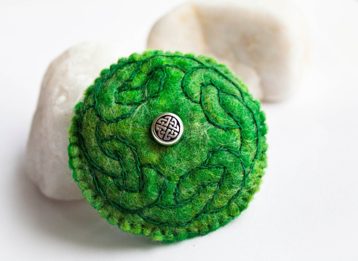 St patricks day - Felt brooch Celtic design - Felt brooch pin - Made in Ireland