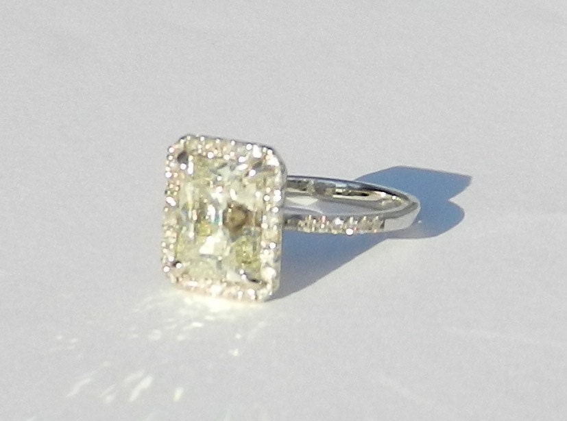 IGI Certified 3.67 Carat Diamond Engagement Ring 14kt Solid Gold W/ IGI Laser Inscription