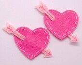 2 pcs - Handmade heart felt appliques (G044-C)