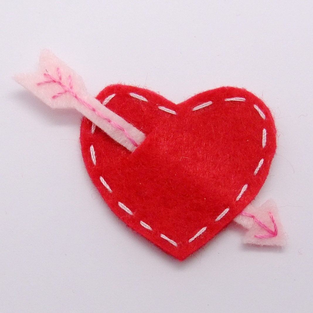 Handmade heart felt appliques - set of 6 pcs (G044-E)