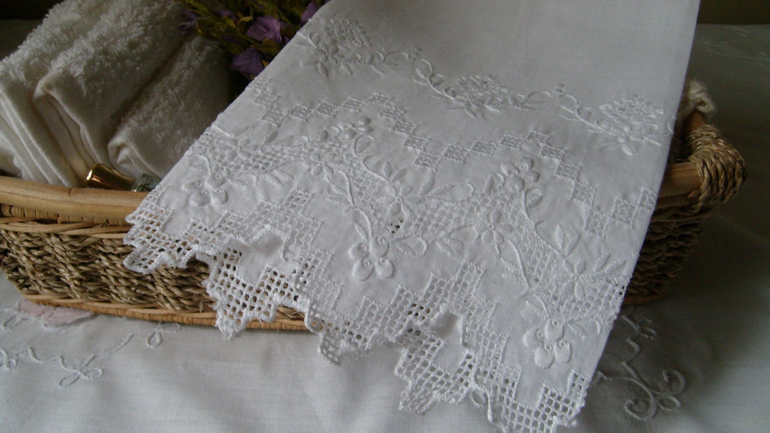 Madeira Style Lace Linen Tea Towel, Whiteworked Fingertip Towel, Geometric Dawnwork