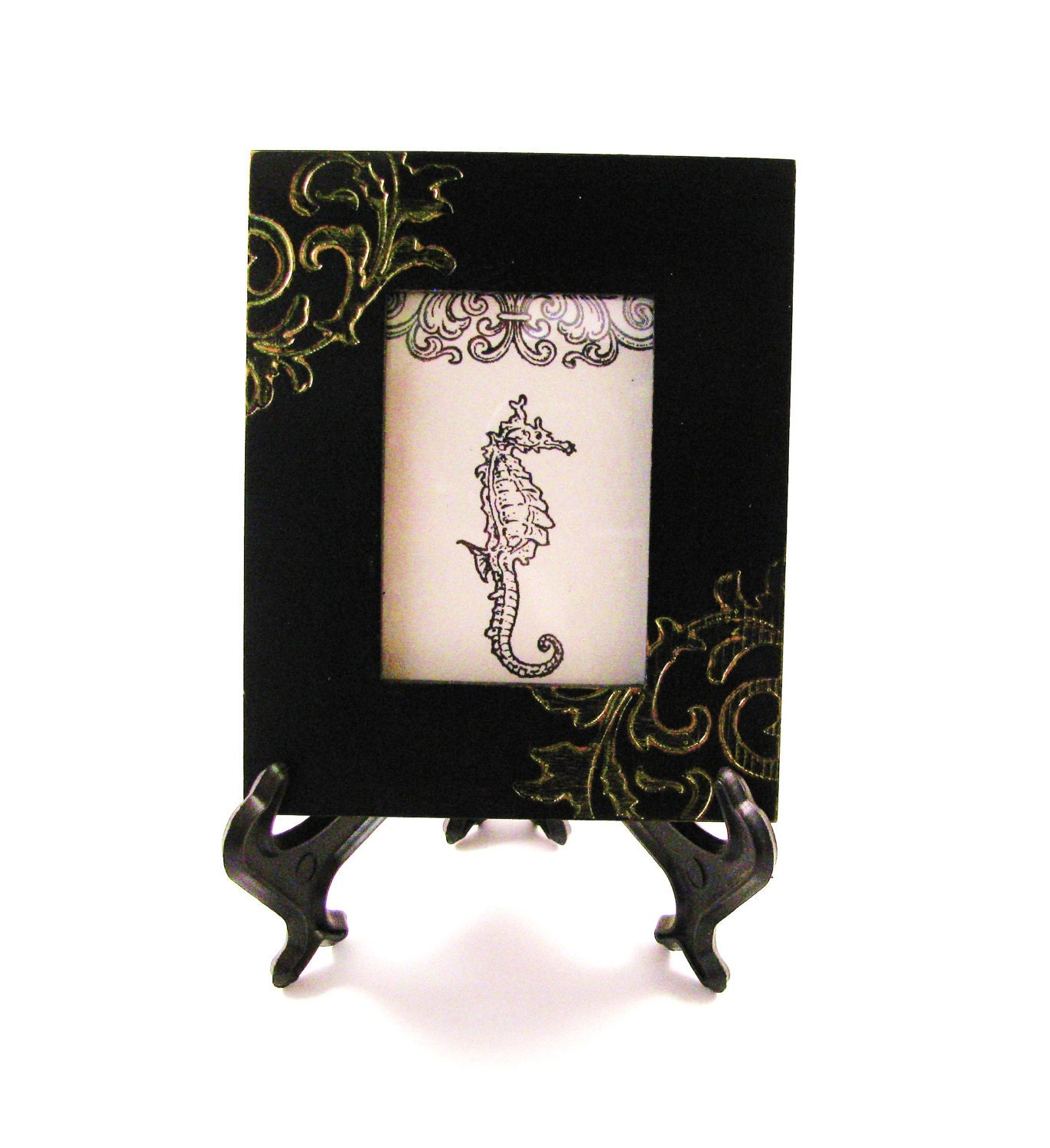 Framed Seahorse black on ivory