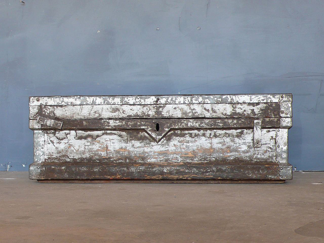 Vintage Carpenters Industrial Toolbox Chest. Metal Riveted Top.