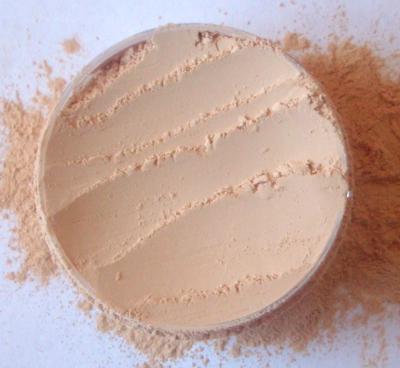 Touch-up Mineral Veil Setting Powder - 20 gram jar