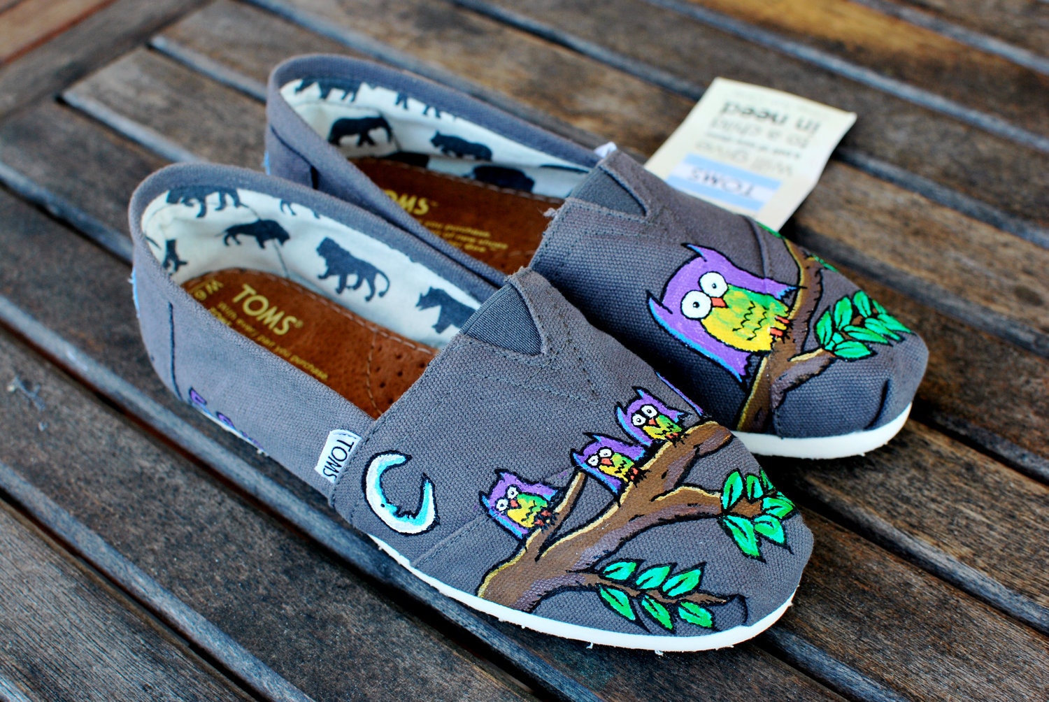 Owl TOMS shoes