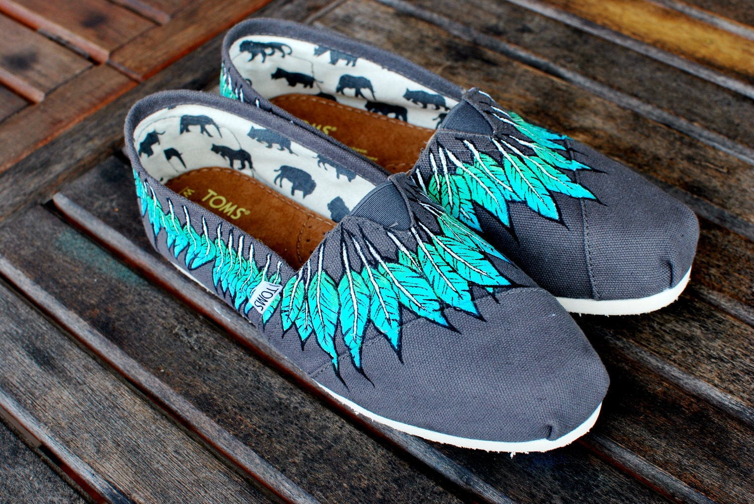 Feather Moccasin TOMS