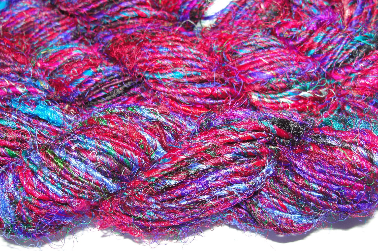 Recycled Sari Silk Yarn Multicolored LUXURY, Purple mostly