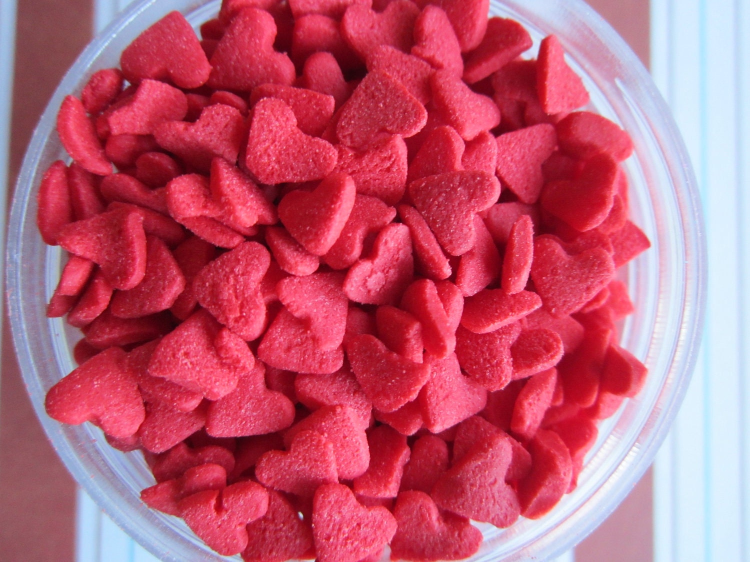2 oz Red Heart Shaped Valentine Sprinkle Quin Il_170x135